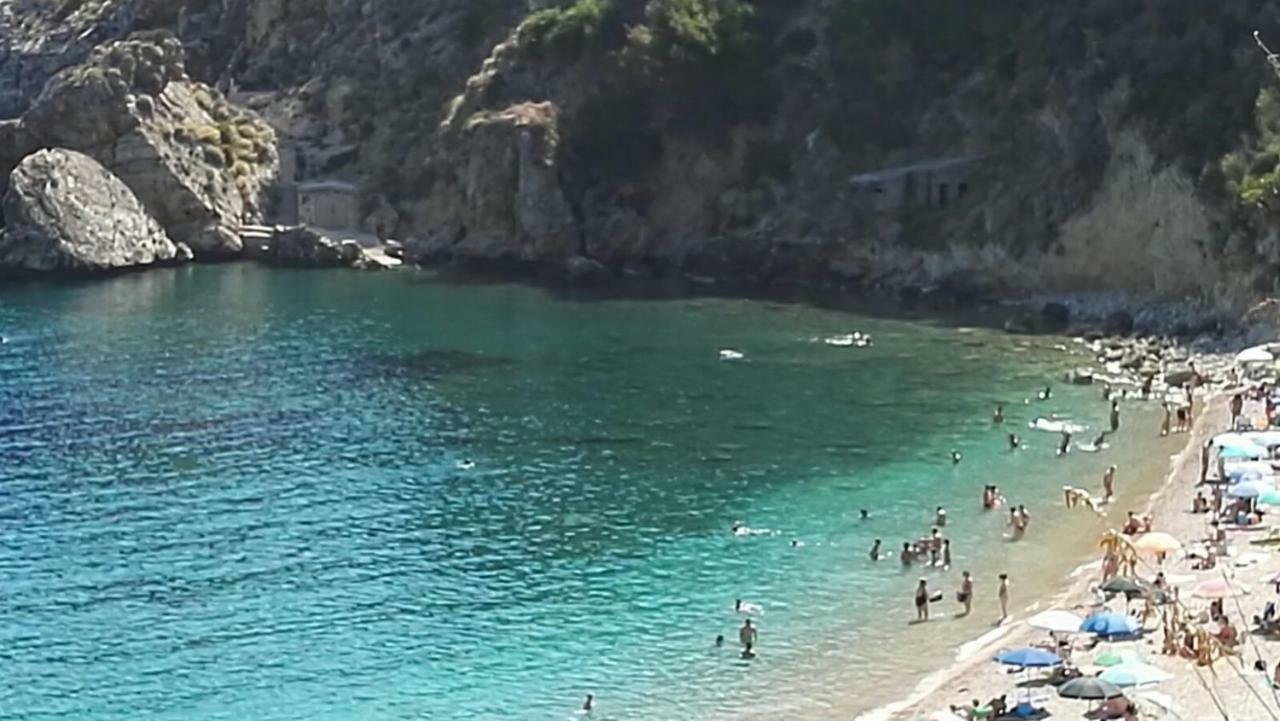 Casa Vacanze Del Golfo カステッランマーレ・デル・ゴルフォ エクステリア 写真