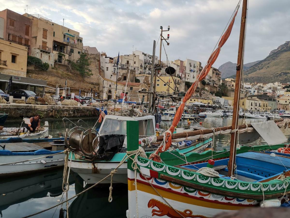 Casa Vacanze Del Golfo カステッランマーレ・デル・ゴルフォ エクステリア 写真